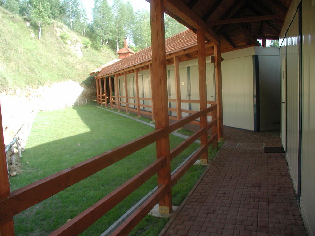 Pensjonat Cztery Pory Roku Tarnowskie Góry Exterior foto